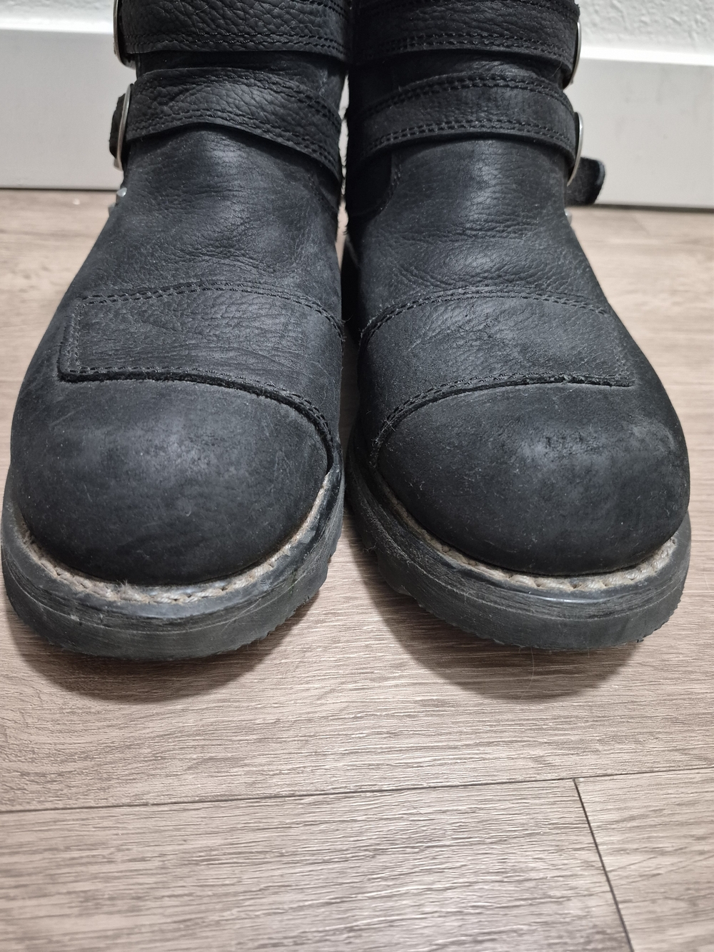 Harley Davidson Black Soft Leather Buckle Boots. Womens Size 8. - Picture 5 of 15